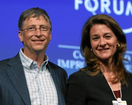 Rubbery figure? Bill Gates offers $1 million to create “next generation” condom