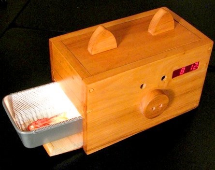 New alarm clock has sleepyheads achin’ for bacon