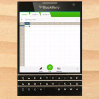 BlackBerry Passport to be wider than Samsung Galaxy Note 3, include a square screen and keyboard