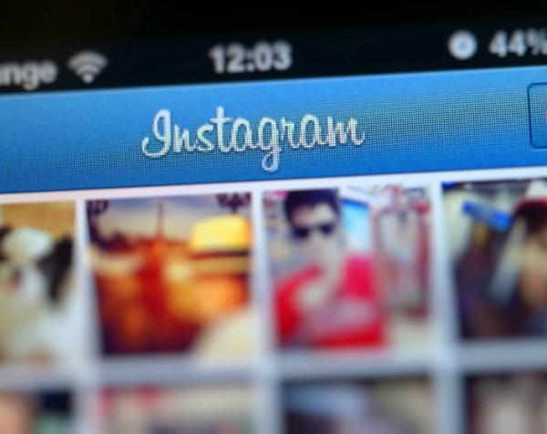 Instagram overtakes Twitter with 300 million users, then copies its verified users badges