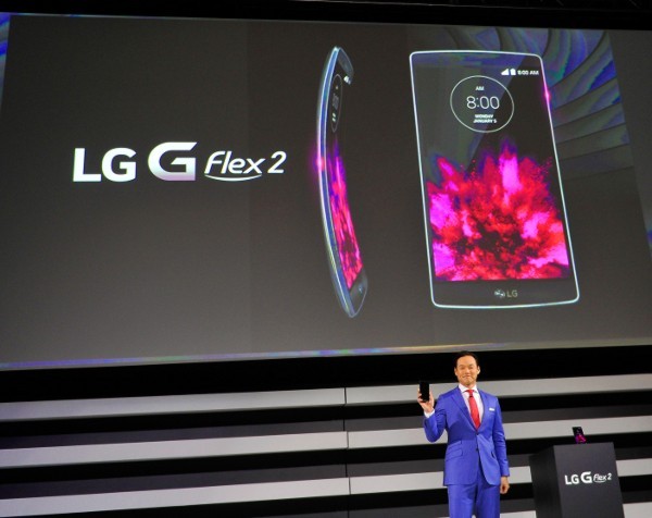 LG G-Flex 2 flexible smartphone review: Gadget Watch