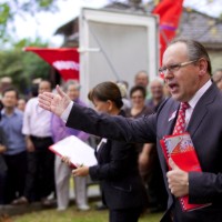 Melbourne home sells for $900,000 above reserve, as auctions remain strong