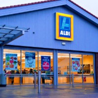 Aldi Aldi Aldi! Oi Oi Oi! German supermarket fires salvo at competitors with ‘true blue’ TV ad