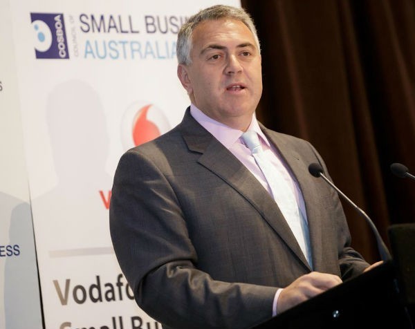 Joe Hockey pledges fairer tax system for small business