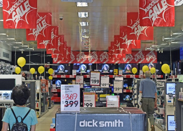 Dick Smith management accused of disguising rebates as profit: How supplier rebates work