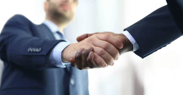 How to attract and sign that big business partner