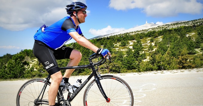 NZ hotel cops backlash for banning “unsightly” Lycra bike shorts