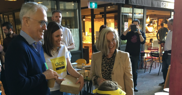 Malcolm Turnbull meets the next generation of Australian entrepreneurs at the inaugural National Lemonade Day: “Our nation’s future depends on the innovation and creativity of our children”