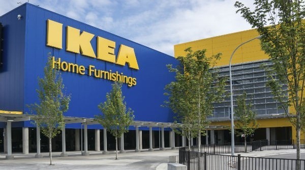 Ikea launches cheeky ad after designer produces $2,850 handbag similar to its 99 cent Frakta shopping bag