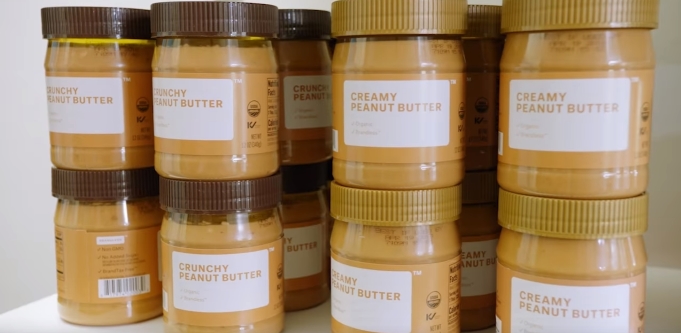 US e-commerce startup Brandless raises millions to sell $3 products without any branding at all