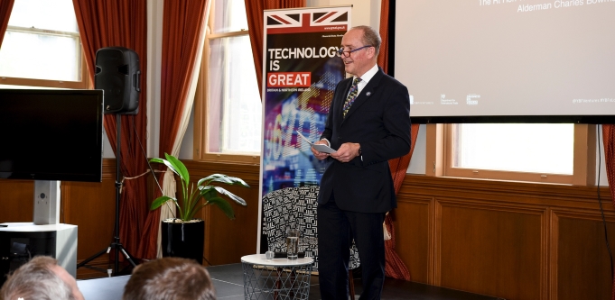 Lord Mayor of London praises Australia’s “flourishing” fintech scene, plugs support for new ‘bridge’