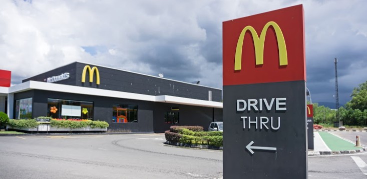 What retailers introducing click-and-collect can learn from the McDonald's drive-thru