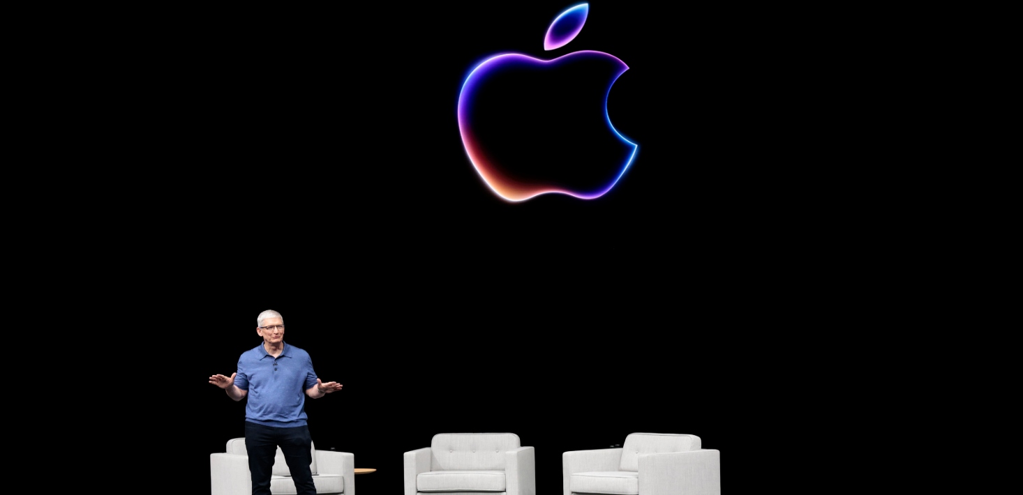 apple Tim Cook ai apple intelligence openai ChatGPT siri