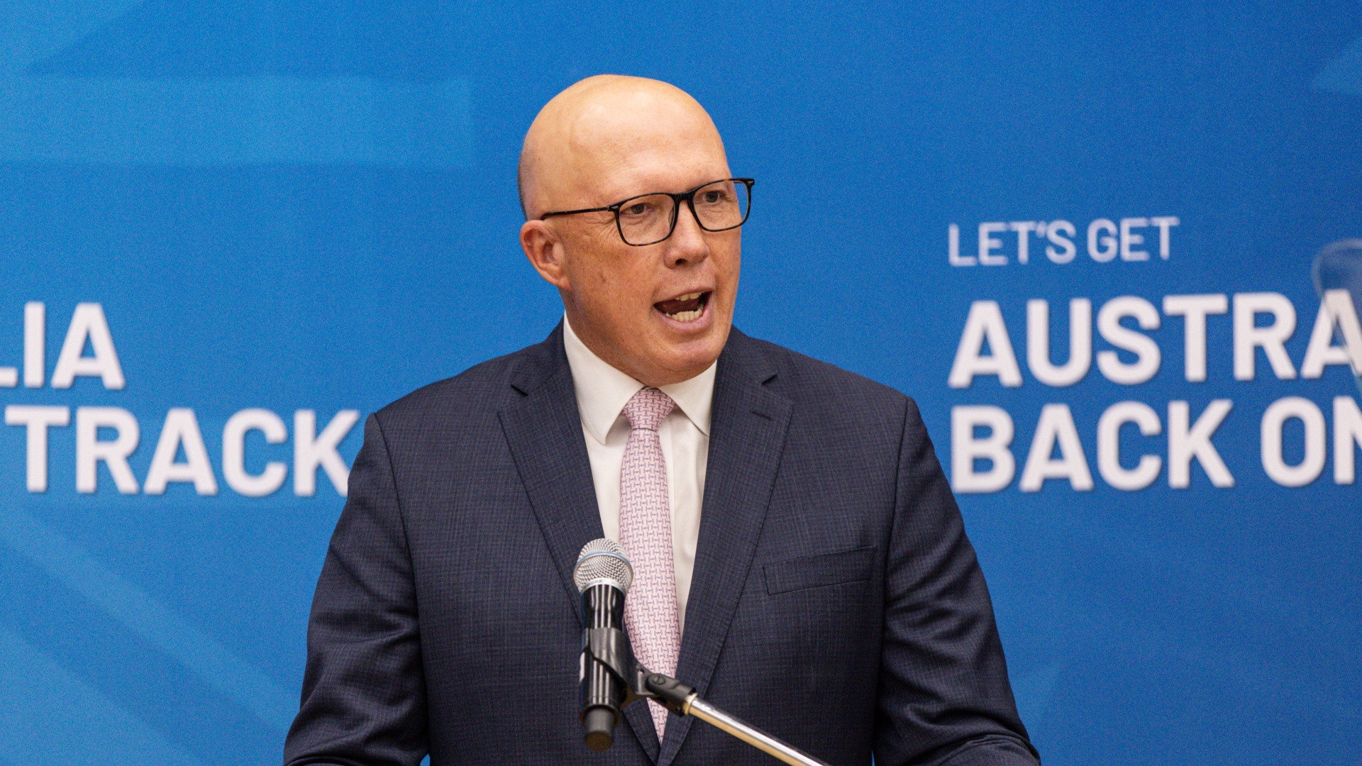 Dutton commits to $30,000 write-offs, pledges small business support in pre-election launch